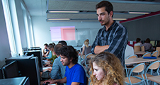 L'université de Toulon recrute 1 enseignant contractuel en négociation et management des équipes commerciales pour le 1er décembre 2025