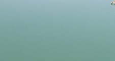 Une équipe du laboratoire MIO analyse l'eau du lac de Saint-Cassien
