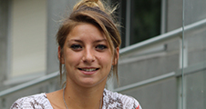 Laurène Catani, capitaine de l'équipe de handball de l'UTLN