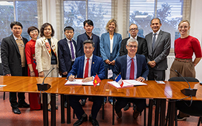 Une délégation de l'Academy of Finance du Vietnam en visite à l'Université de Toulon